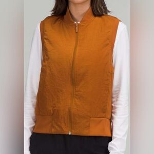 EUC! Lululemon Non Stop Bomber Vest Reversible Primaloft Butternut Brown Sz 8
